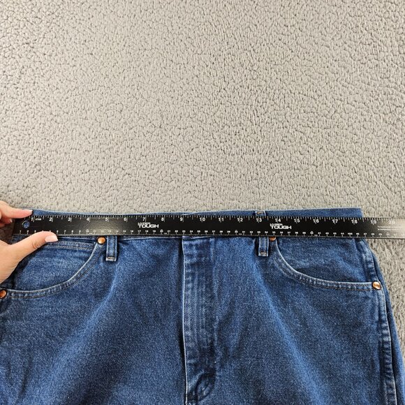 Wrangler Jeans Mens 38x32 Blue 13MWZ Denim Cowboy Cut Relaxed Fit Western Pant - Picture 6 of 16